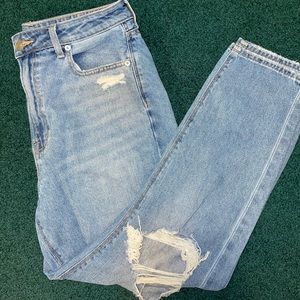 American eagle jeans! Size 8 short length.